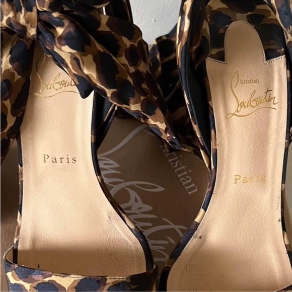 Christian louboutin Sandal du Desert Silk Ankle-Wrap Red Sole Sandals leopard - Picture 4 of 4